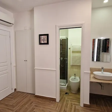 Susy's - Trevi 招待所 3*