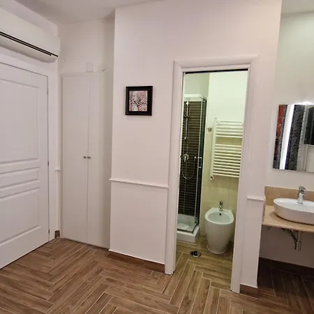 Susy's - Trevi 招待所 罗马